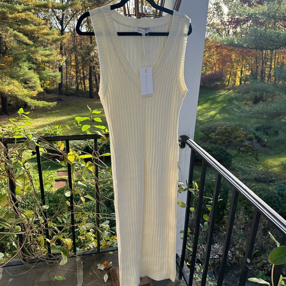 NWT Endless Rose Cream Ribbed Maxi Dress